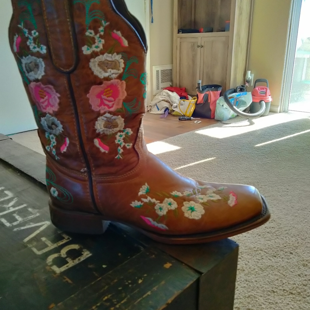 Floral Cowgirl boots